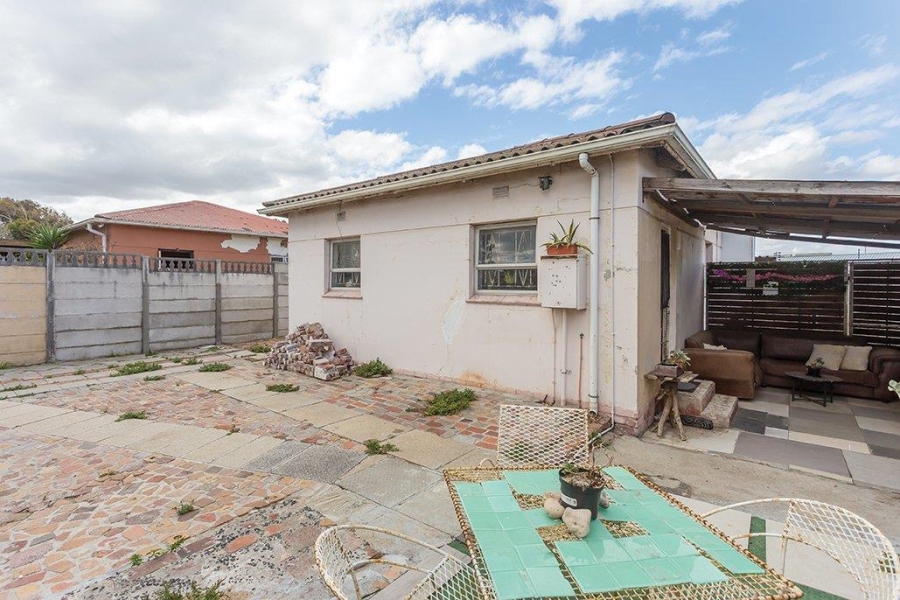 2 Bedroom Property for Sale in Brooklyn Western Cape